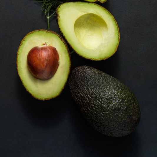 Premium African Avocado – Large, Creamy & Fresh